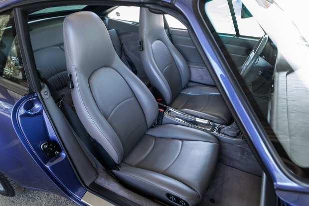 Zenith Blue 993 Targa: When Service Records Matter More Than Mileage — photo 2