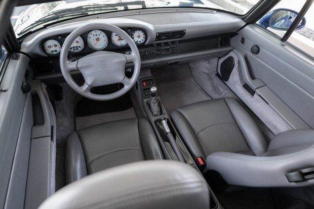 Zenith Blue 993 Targa: When Service Records Matter More Than Mileage — photo 3